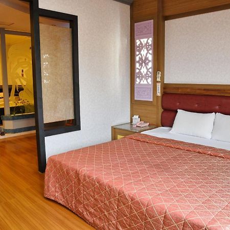 Love Boat Motel Chaozhou Εξωτερικό φωτογραφία